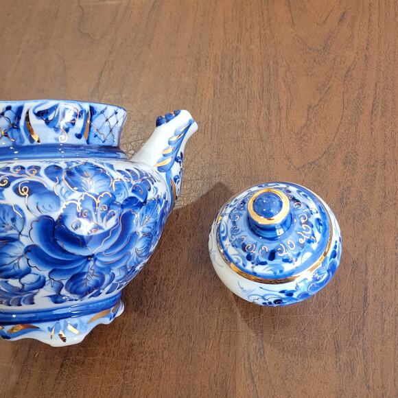 Vintage Porcelain Gzhel teapot blue gold plated handmade - Picture 8 of 12